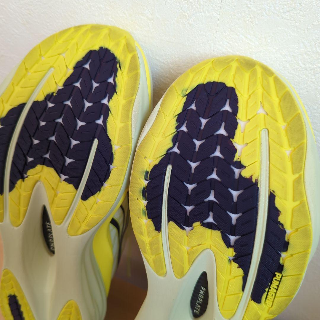 PUMA　ディヴィエイト ニトロ 4　25.5cm