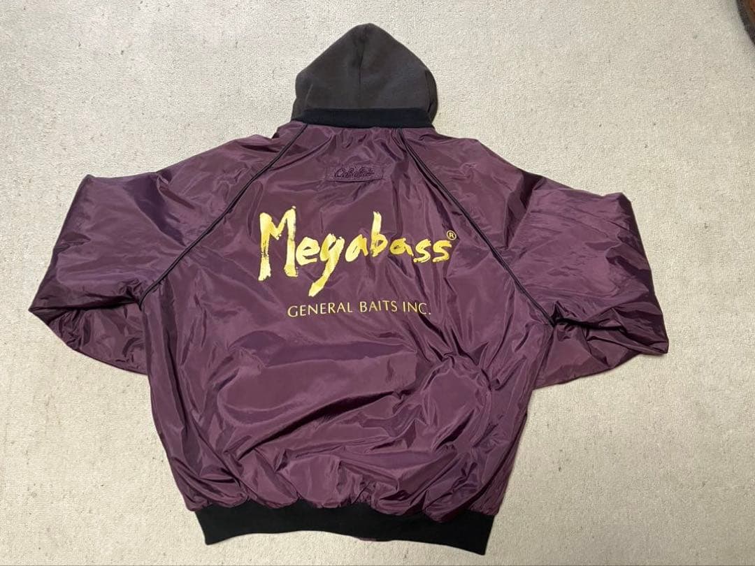 メガバス　スタッフジャンパー