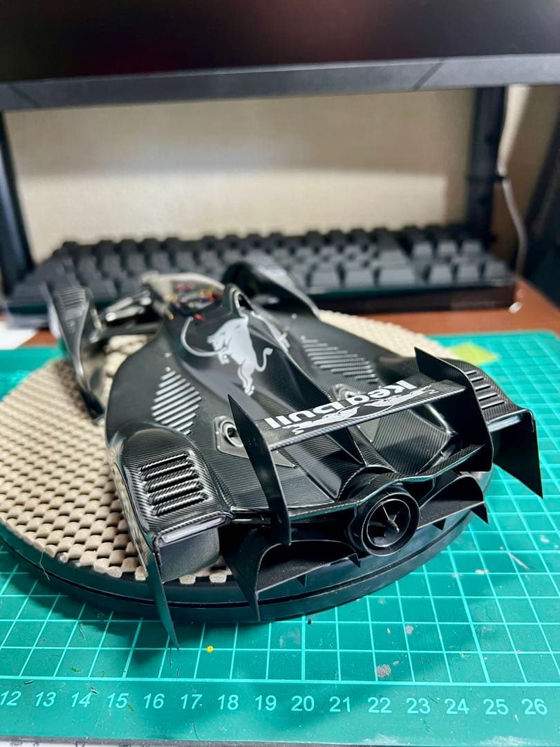 オートアート 1/18 RedBull X2010 プロトタイプ