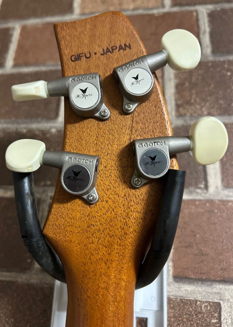 h*y様 日本製 丁寧な作りヤイリK.Yairi 一期一会ギター　チューナー付属