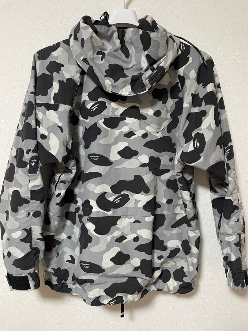 FROM JAPAN公式アカウント01 　BAPE スノボジャケット M