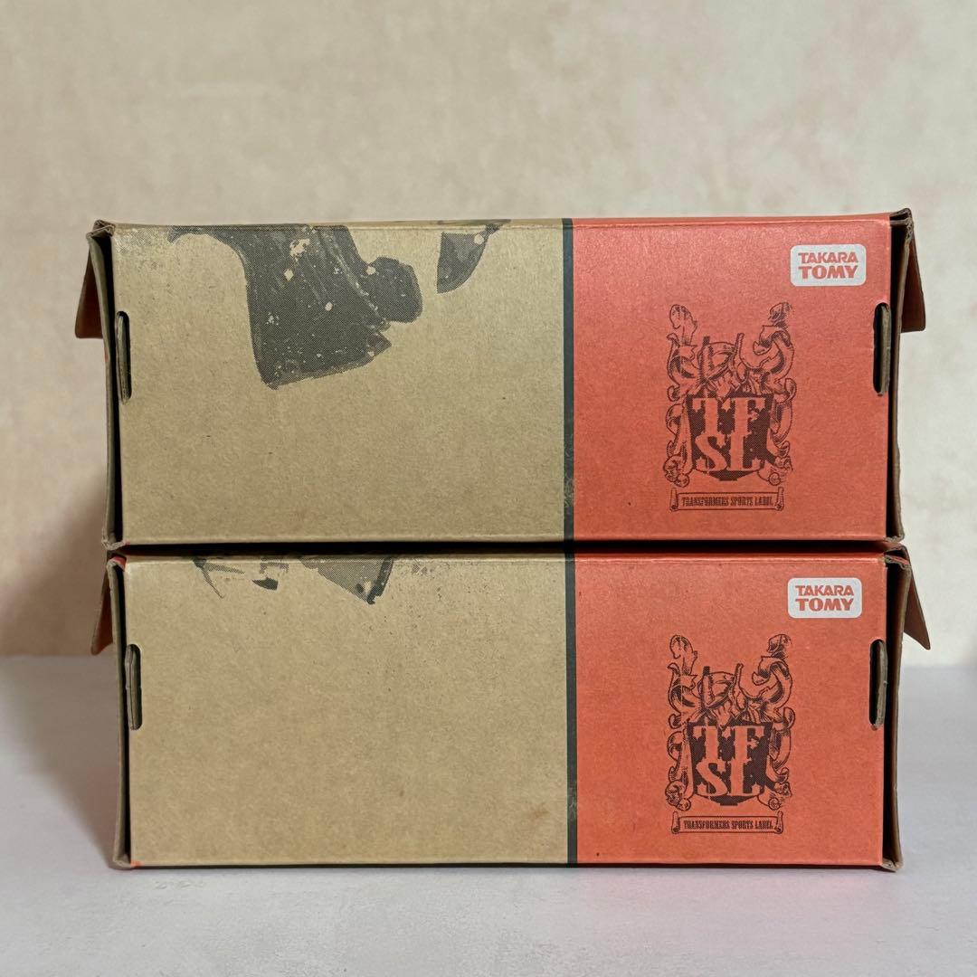 トランスフォーマー NIKE コラボ 2体セット