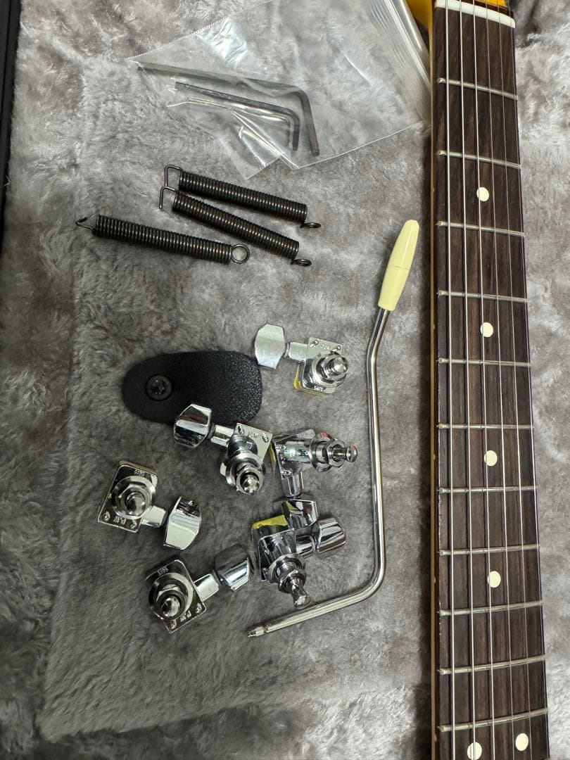 Fender American professional Ⅱ 純正ロックペグ付