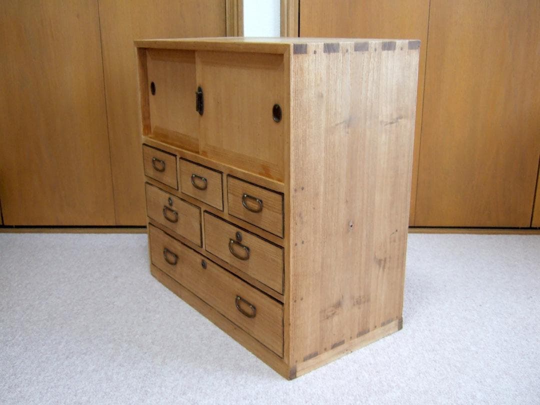 レトロな小箪笥 収納棚 桐箪笥 飾り棚 古箪笥