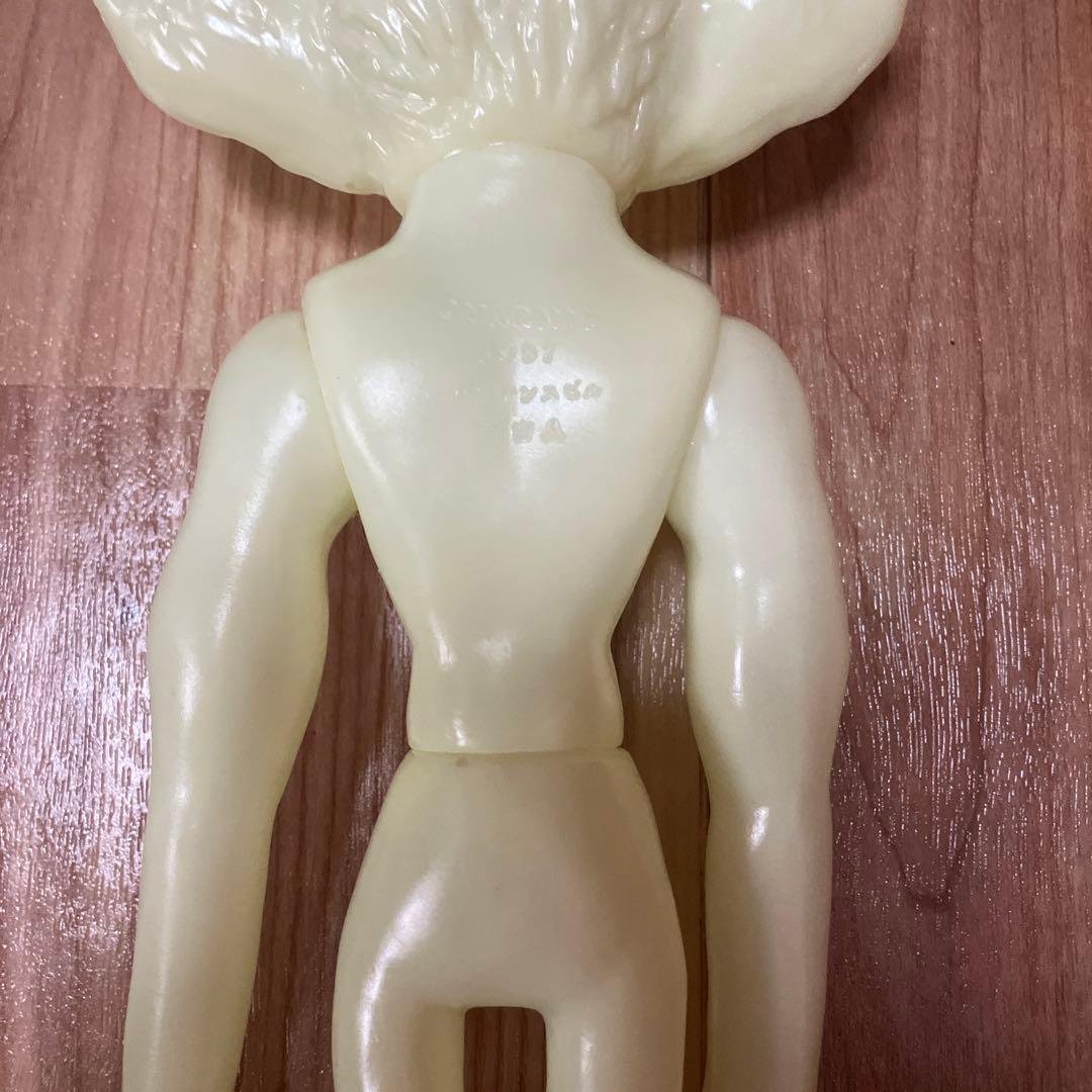 マーミット　ホプキンスビルの宇宙人　エイリアン　ソフビ　蓄光　 Marmit