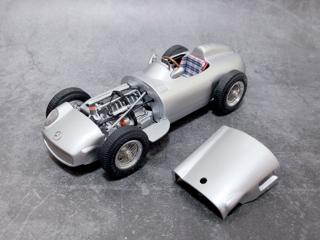 CMC 1/18 メルセデス・ベンツ W196