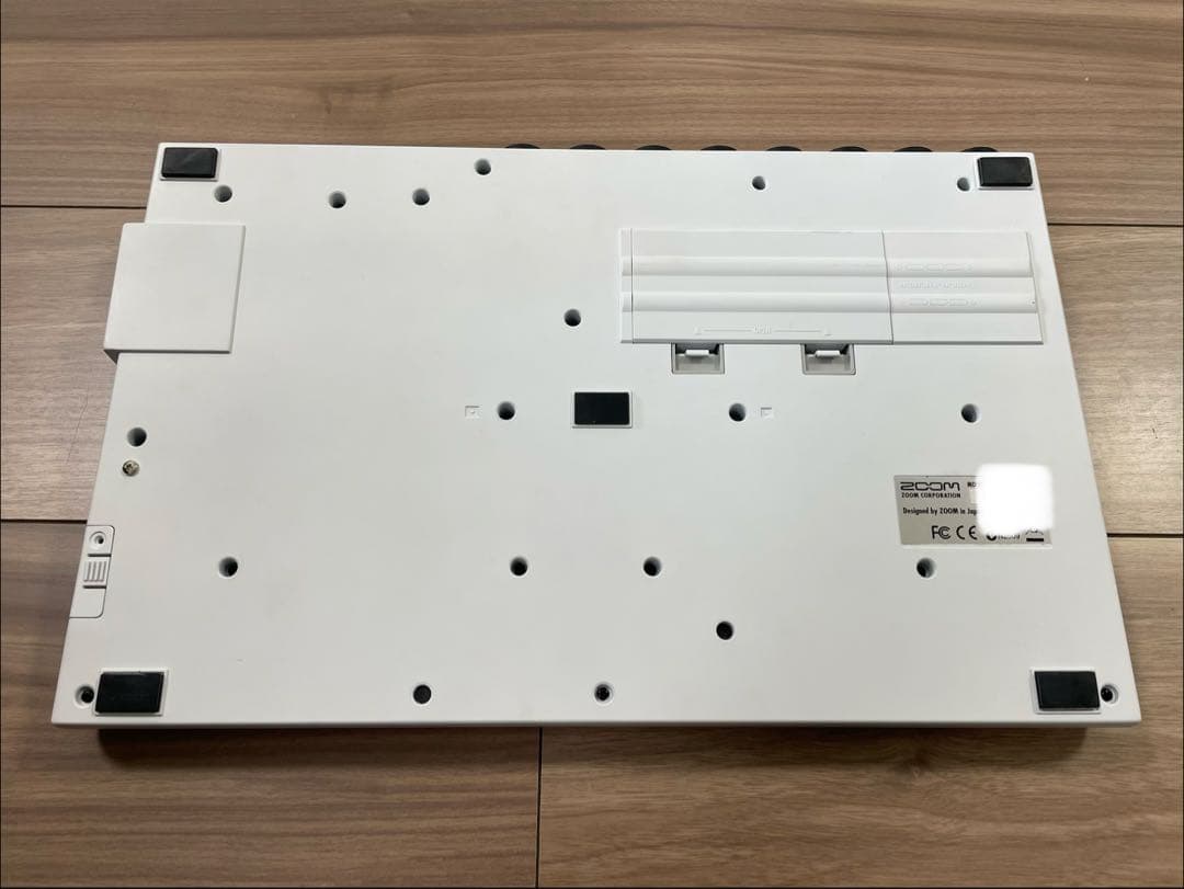 ZOOM R16 マルチトラックレコーダー