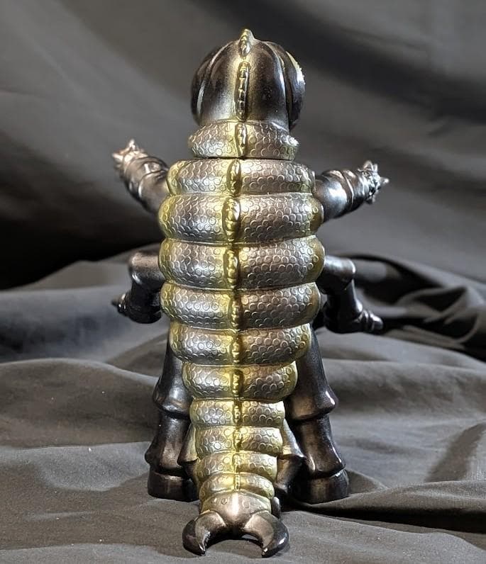 メガヌロン（トイグラフ）ソフビフィギュア