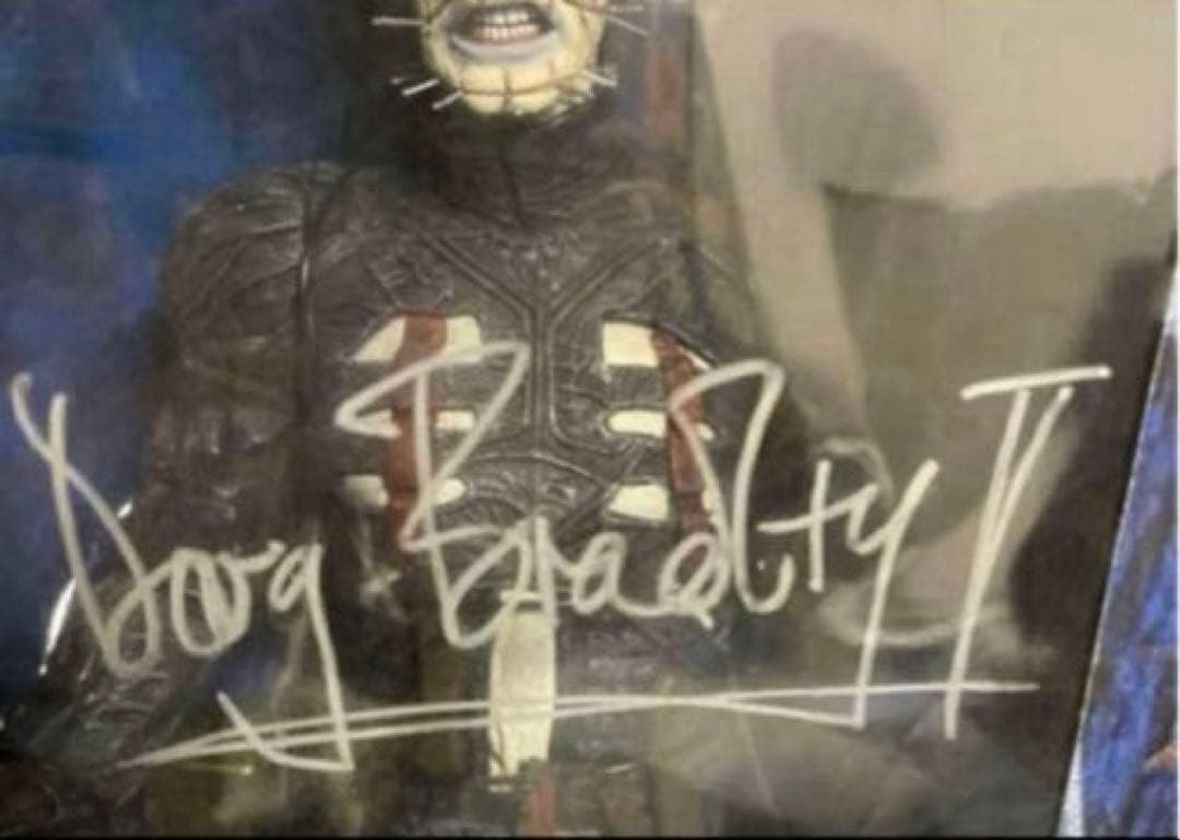 ダグブラッドレイ直筆サイン入りヘルレイザーピンヘッド18インチサウンドフィギュア