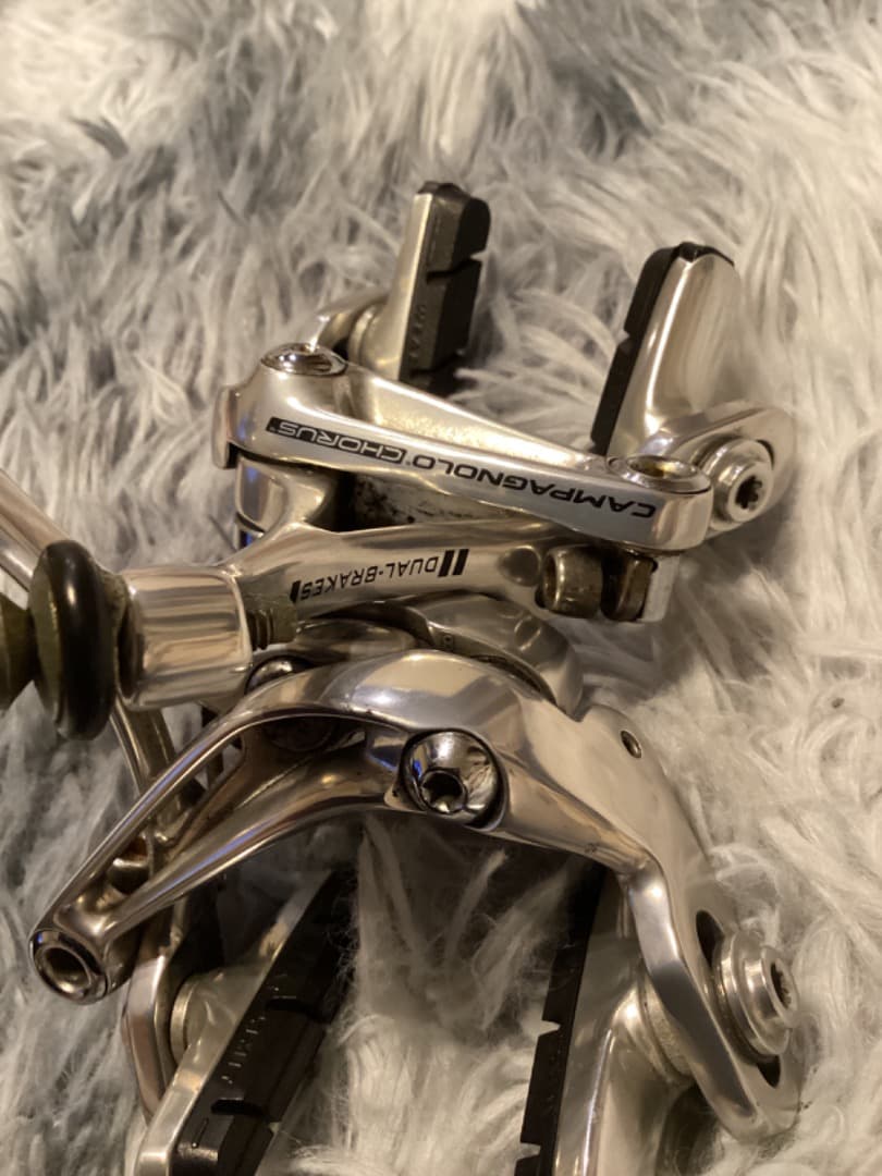 カンパニョーロ　コーラス　キャリパー前後セット