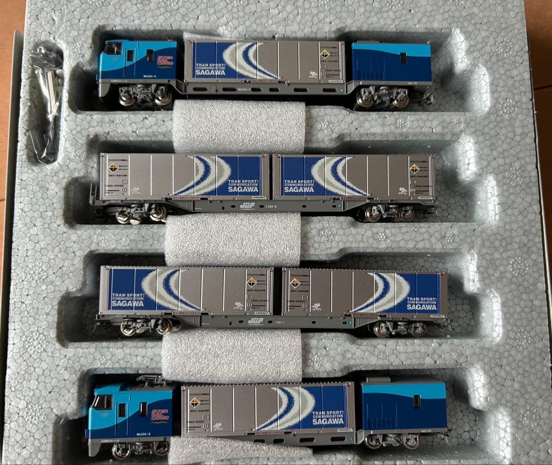 KATO スーパーレールカーゴ 10-565　M250系