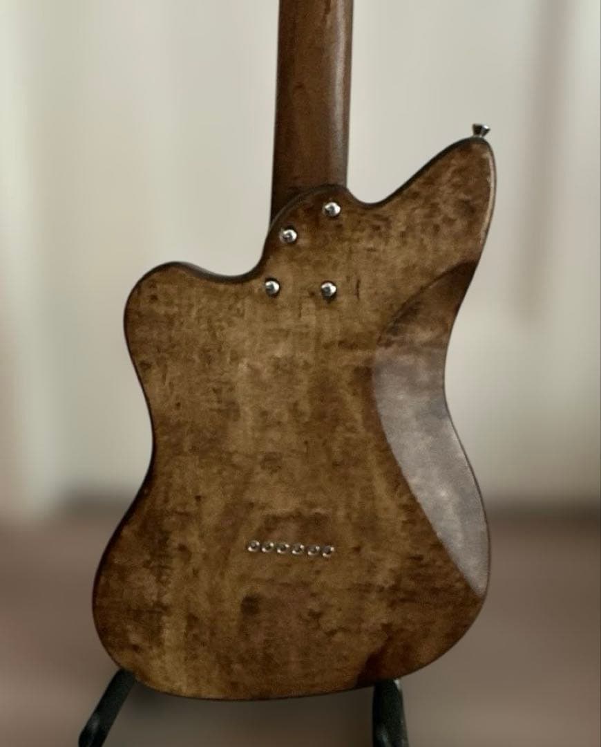 (中古) エレキギター　ブラウンウッドカラー　本体のみ