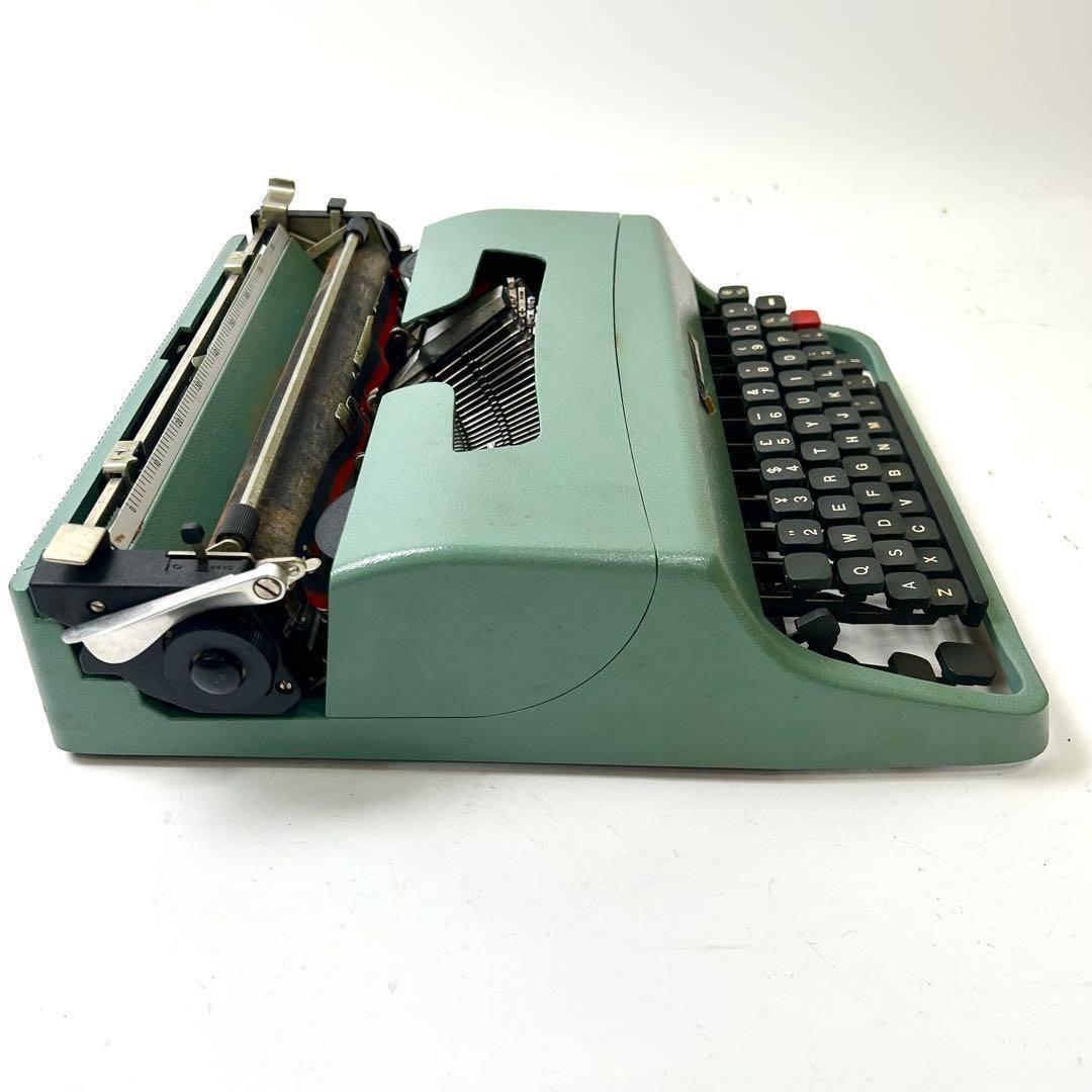 グッチ　オリベッティ　タイプライター　olivetti Lettera 32