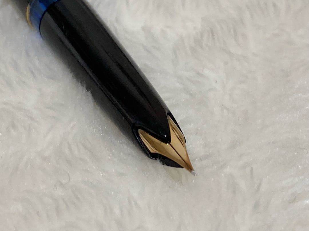 モンブラン万年筆　22 ウイングニブ　黒　14K（洗浄済）