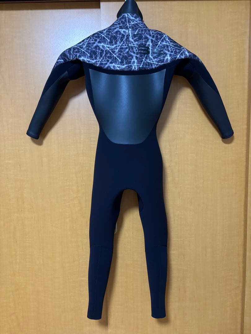 ※タンクBE WETセミドライウェットスーツ