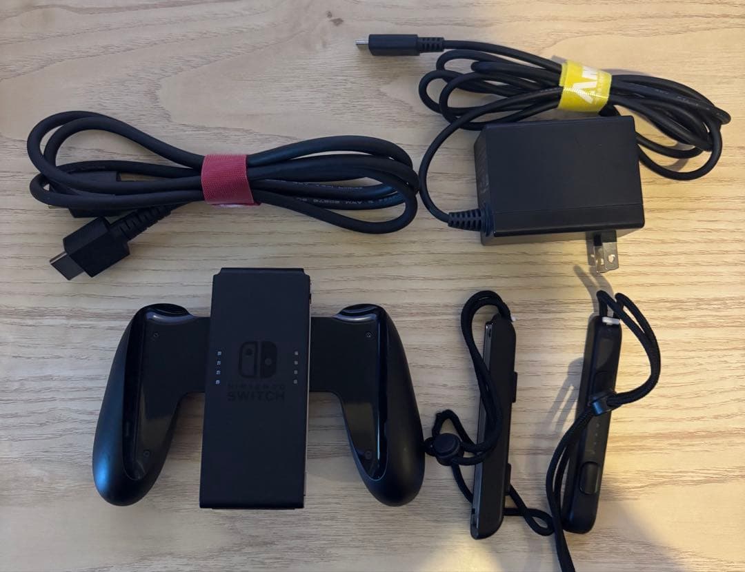 Nintendo switch 本体　初期型