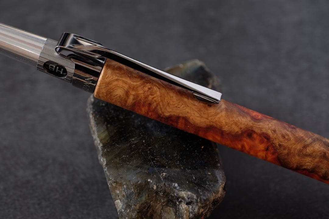 PG5木軸カスタム0216　高村杢工房 製図用シャープペンシル　花梨瘤　紅白