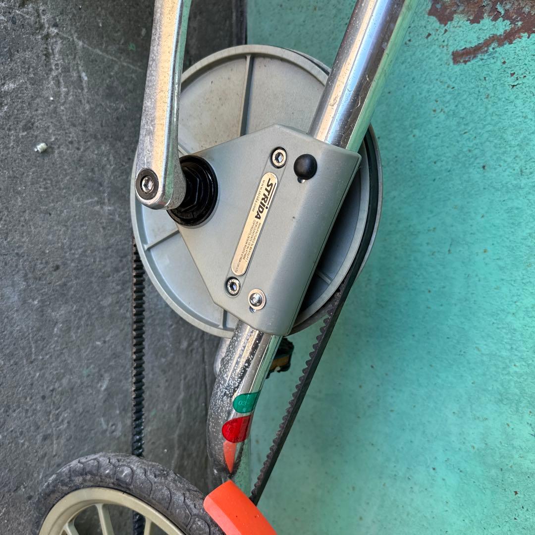 折りたたみ自転車 小径車輪 シルバー
