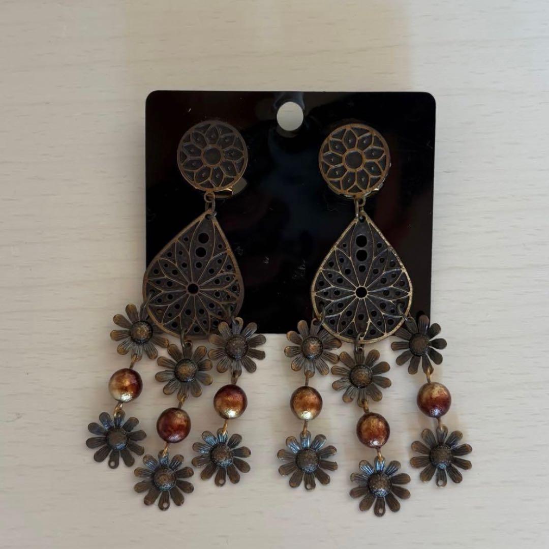 フラメンコ衣装　ドレス　ダーク紅色 ピンク花柄