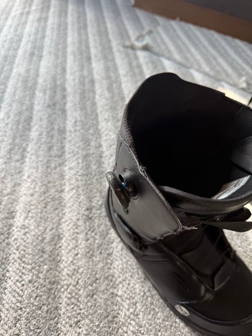 DEELUXEDEEMONL3BOA ディーラックスデーモンL3ボア28.5cm