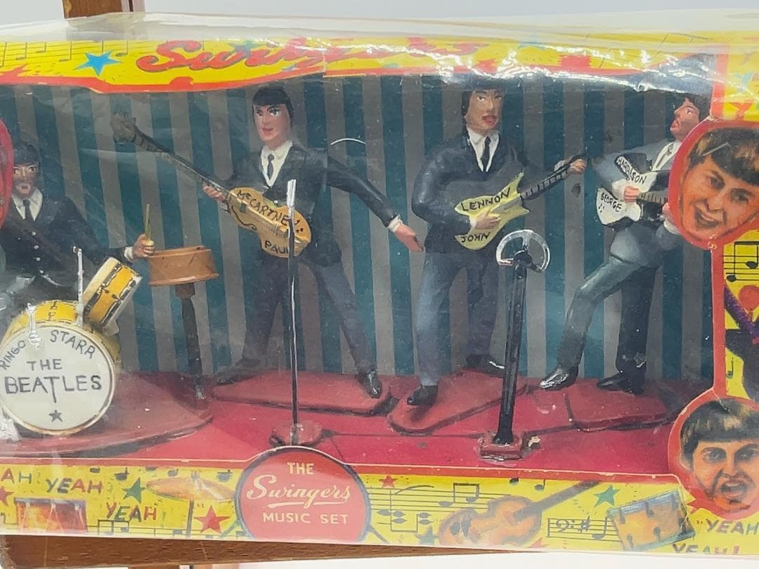 ビートルズ　フィギュア「スウィンガーズ ミュージック セット」1960年代