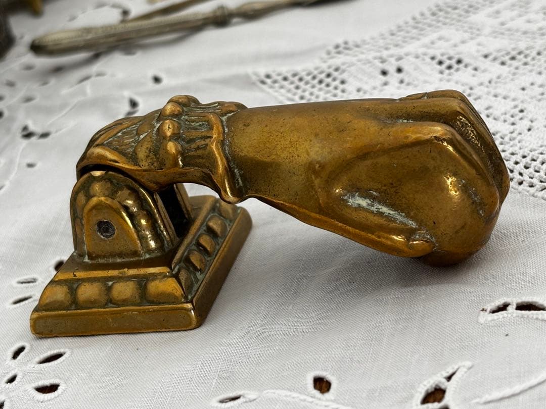 フランス　蚤の市　真鍮製　手形　ドアノッカー　ブロカント