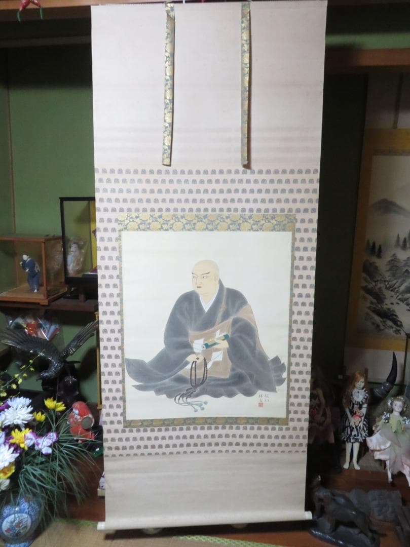 平高醒邨 　「日蓮上人 御影」（日蓮聖人座図） 　絹本 日本画　師；菊池桂月