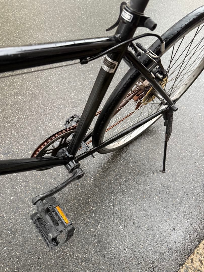 137 自転車 大阪市 【引取り限定】 28インチ 変速付き クロスバイク