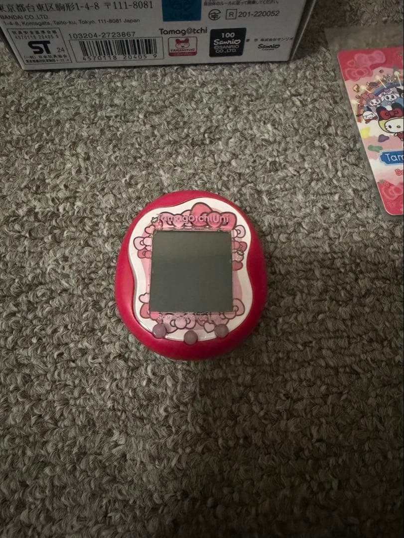 Tamagotchi Uni ピンク キティちゃんコラボ