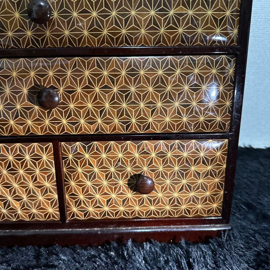 勲六等瑞宝章受章 露木清次作 漆 引出 箱根 寄木細工 30×35×25cm 檜