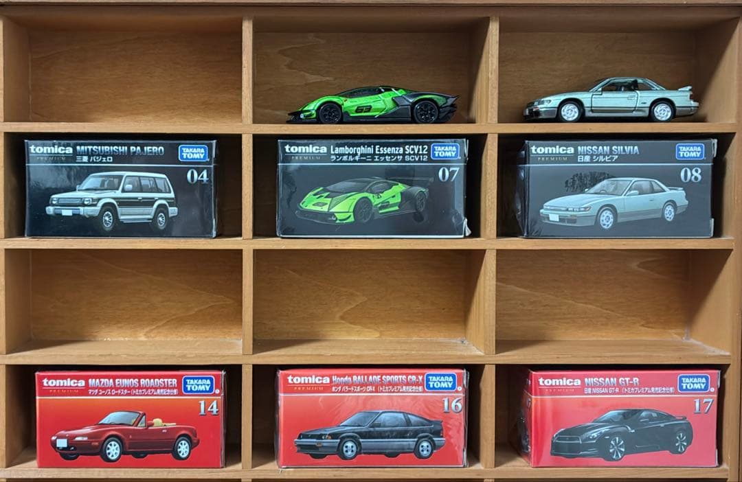 トミカ プレミアムセット 30台⑧ 未使用