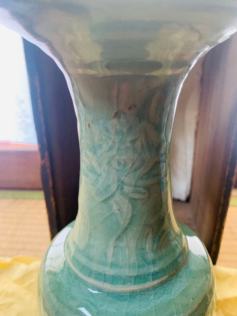 中国元時代(明時代初期)青磁花瓶