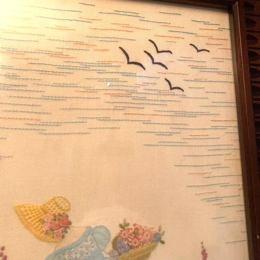 戸塚刺繍　⭐︎刺繍額絵　貴婦人　お花摘み