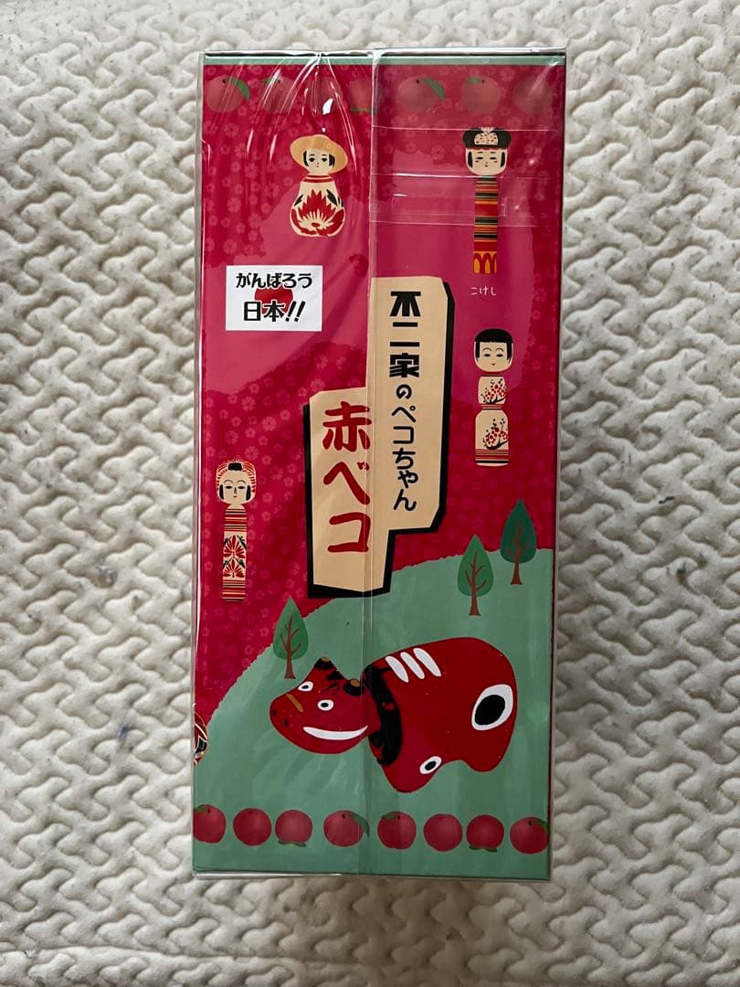 りょうさん専用　 ペコちゃん　赤べこペコちゃん人形　新品未開封