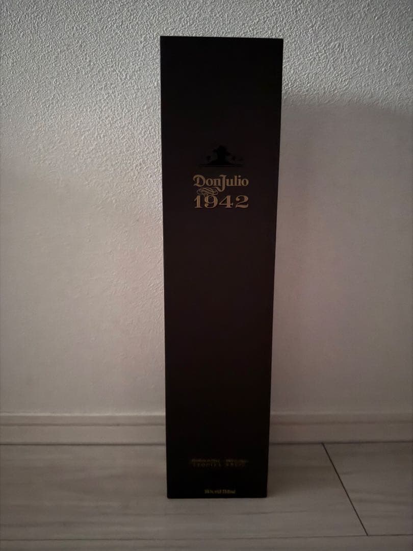 新品未開封 ドン・フリオ 1942 750ml 箱入りテキーラ ギフトBox入り
