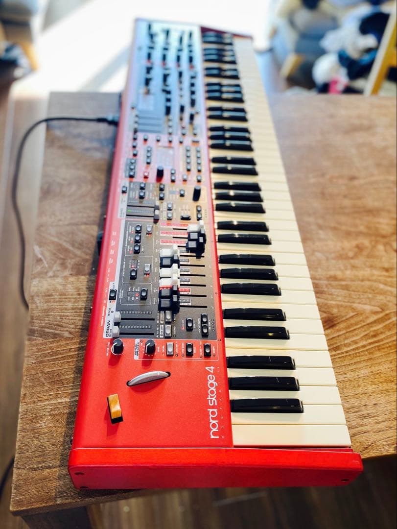 CLAVIA Nord Stage4 Compact 最新機種　ノードステージ4