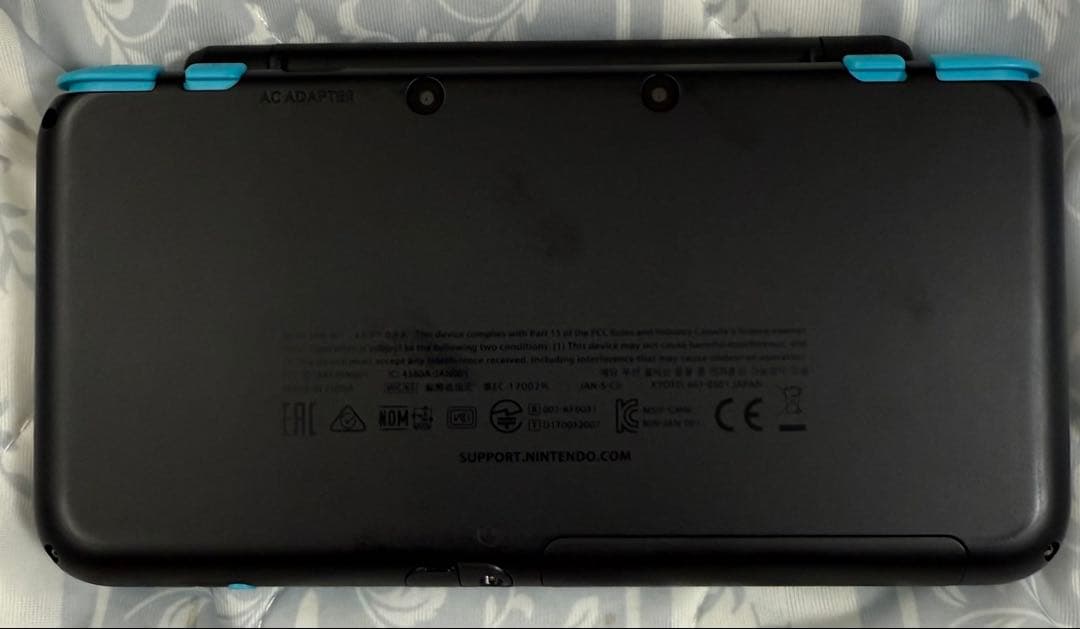 Newニンテンドー2DS LL ブラック×ターコイズ