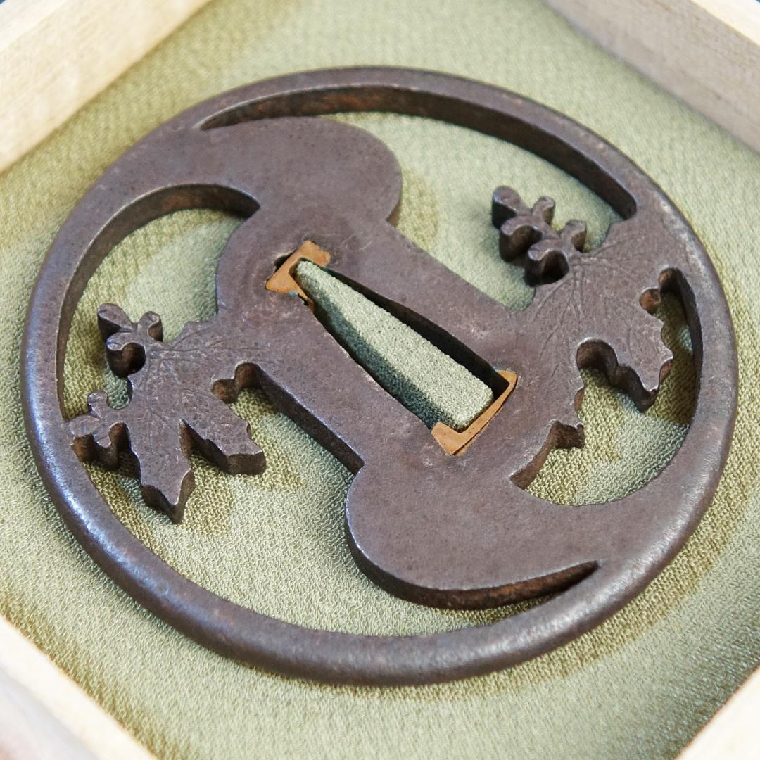 【桐巴透鐔 無銘 後代肥後】(鑑定書有) 鍔 鐔 刀装具 武具 骨董 江戸