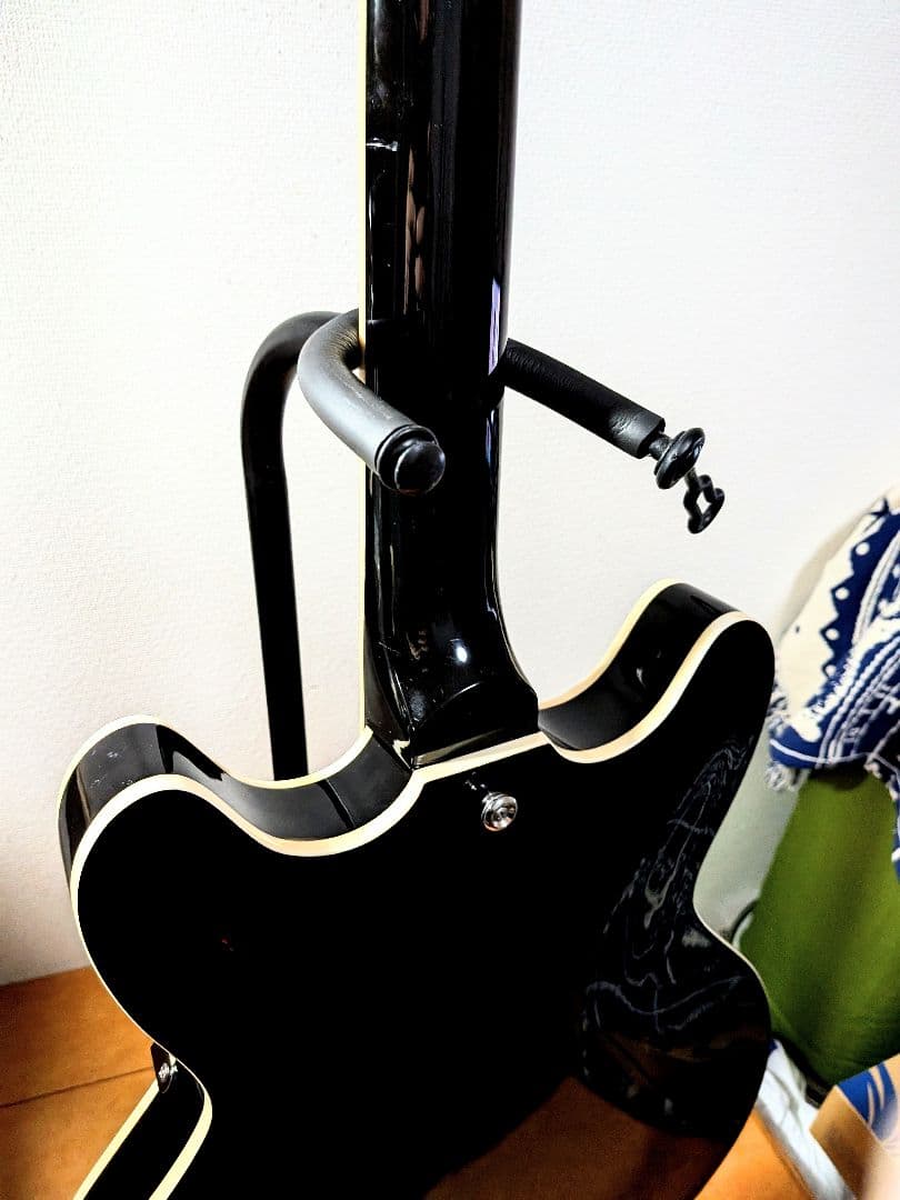 Redial セミアコースティックギター ブラック