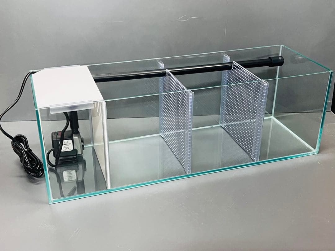 特注水槽　600×200×200　3室　クリア　 ポンプ付き　未使用