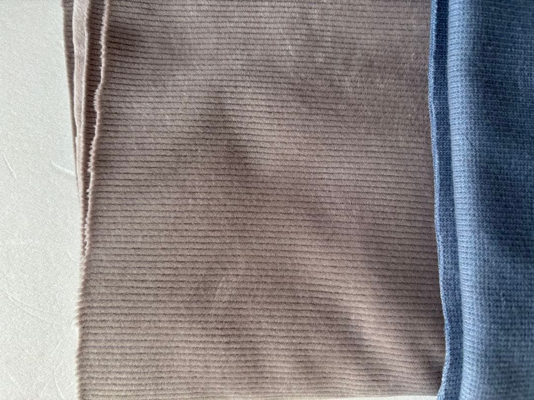 コーデュロイニット