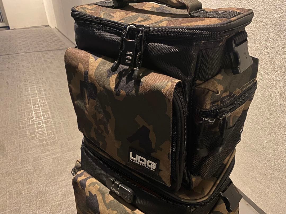 期間限定 送料込み 廃盤 UDG レコードバック トロリー