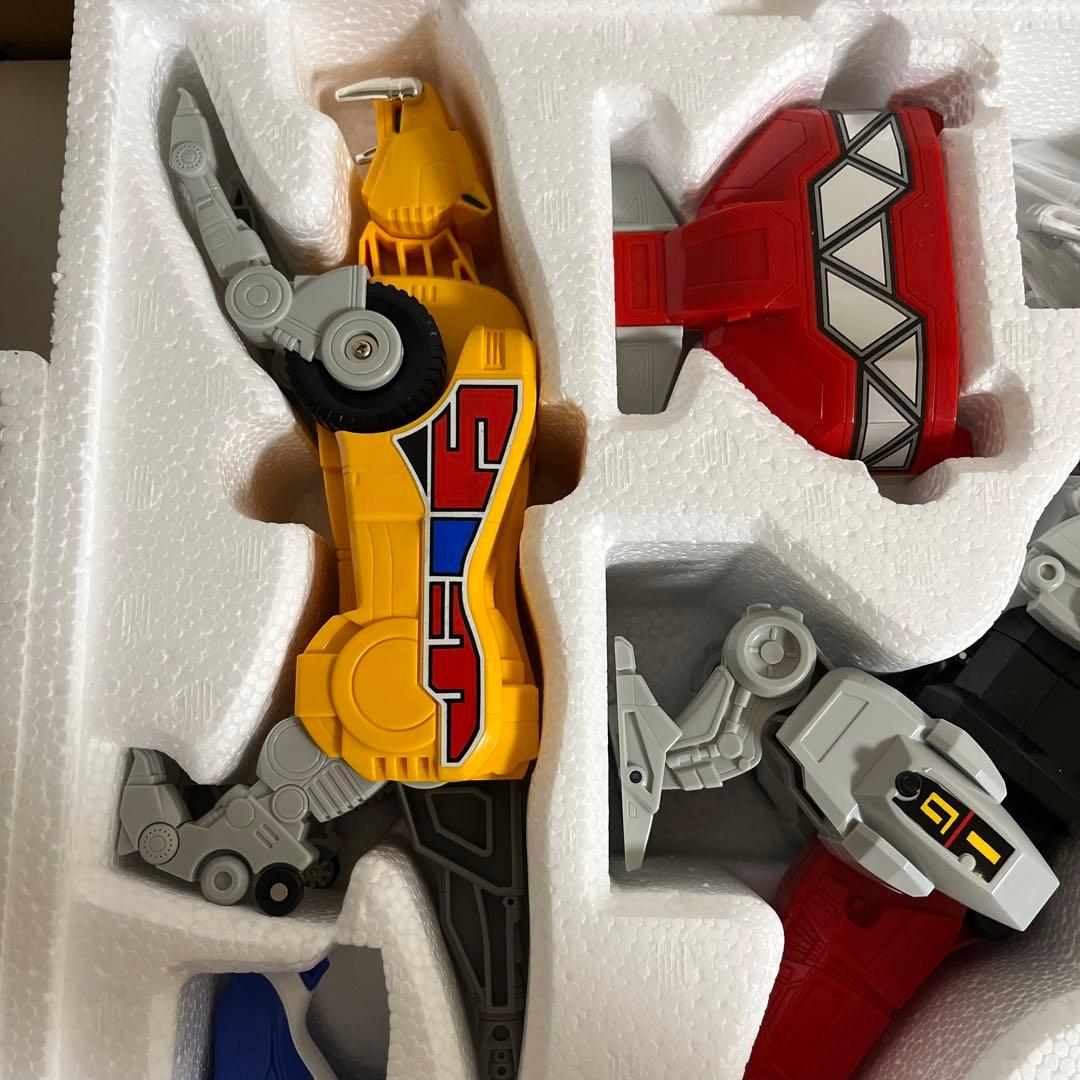 ⚠️デッドストック品・貴重　恐竜戦隊ジュウレンジャー　6大守護獣超合神セット