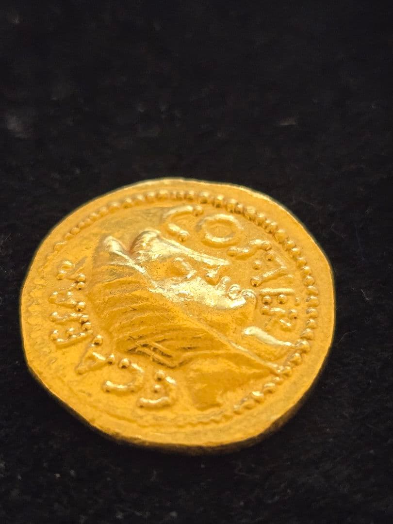 古代ローマ　アウレウス金貨 　カエサル　参考品