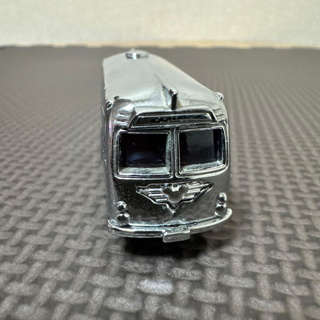 ディズニー　リゾートクルーザー　ゴールド　シルバー　2個セット