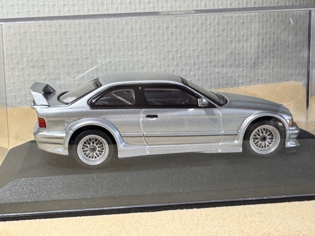 ミニチャンプス、 M3 GTR (E36) 1993 シルバー ミニカー