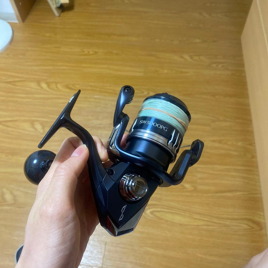 Stradic SW-5000PG スピニングリール 黒