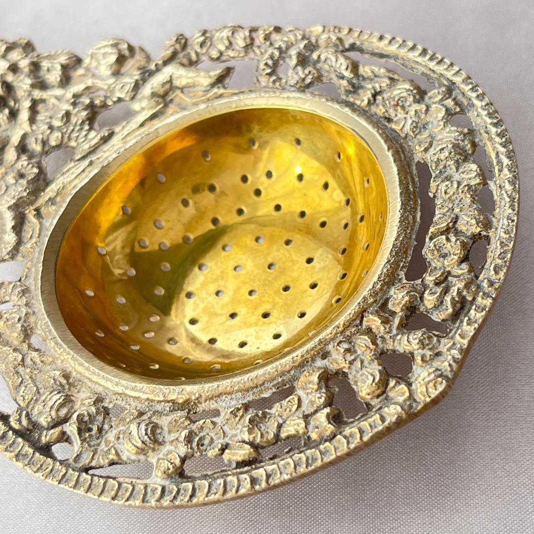 【ドイツ】 天使のティーストレナー【シルバープレート】16cm