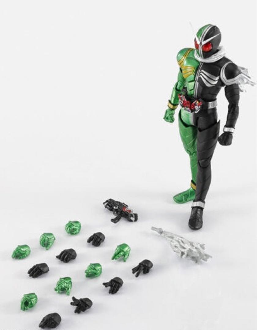 【未開封】S.H.フィギュアーツ（真骨彫製法） 仮面ライダーW サイクロンスカル