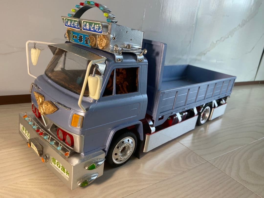 ムネトラ １／１４ Ｖキャンター　フルスクラッチ　　ＷＰＬ改　　レトロ　　希少